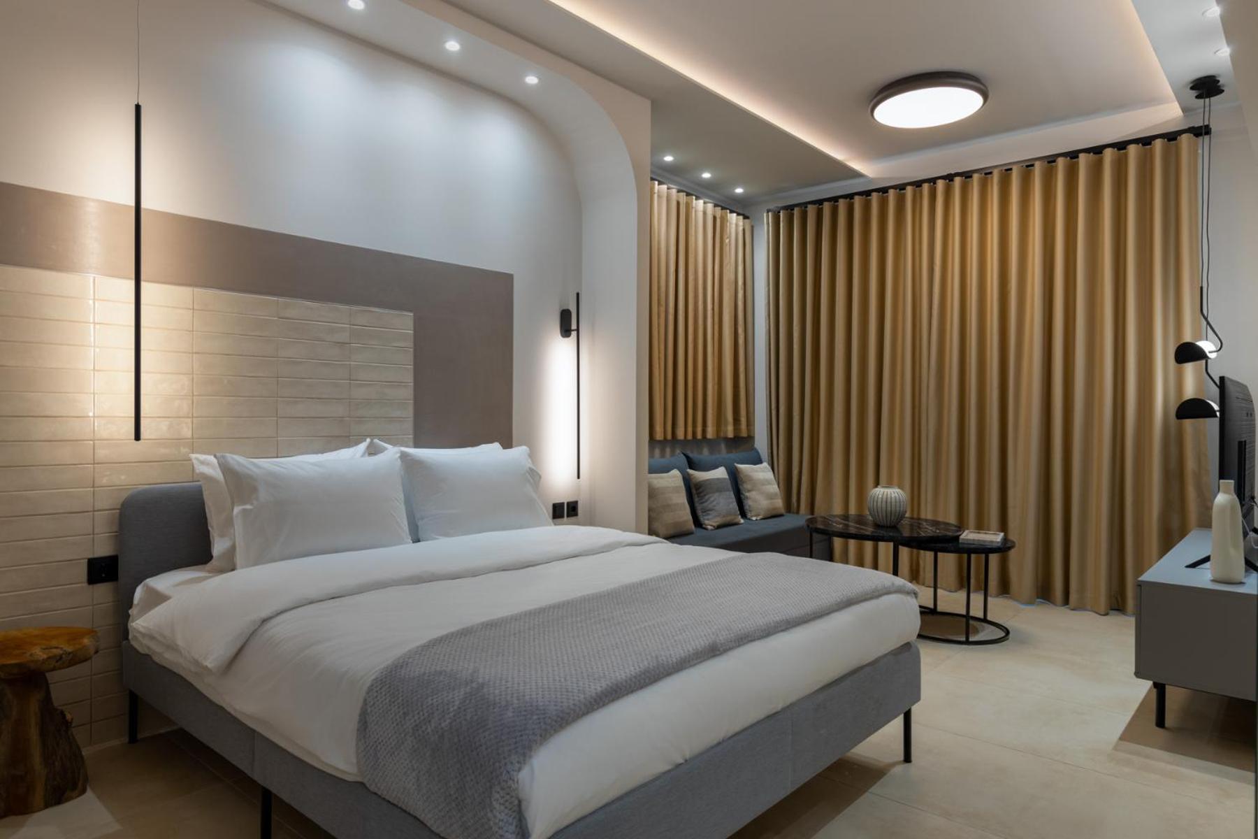 Clock Central Stay Xanthi Zimmer foto